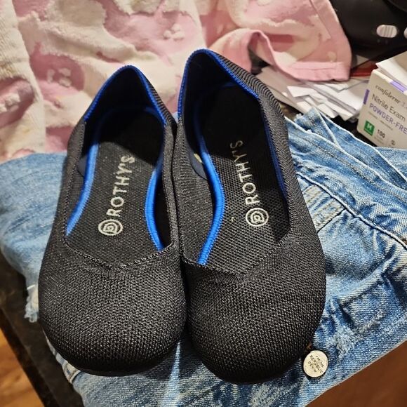 Rothy's Women's Black Flats Round Toe Size 8 - Picture 1 of 7